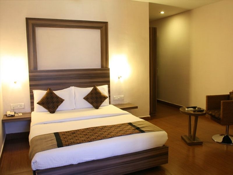 Hotel Octave La Sara Vista Bangalore Exterior foto